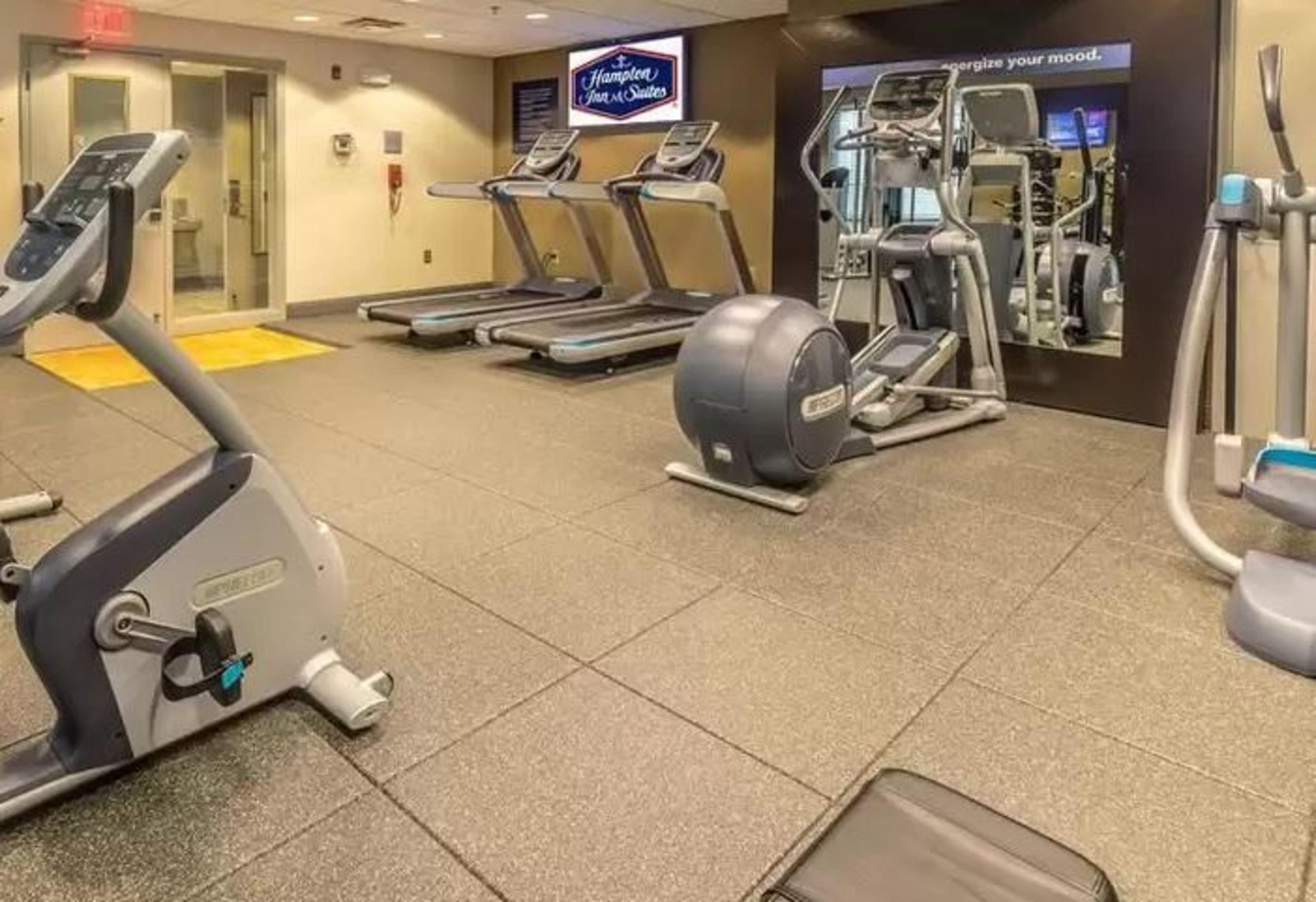 Hampton Inn & Suites Dublin Bagian luar foto