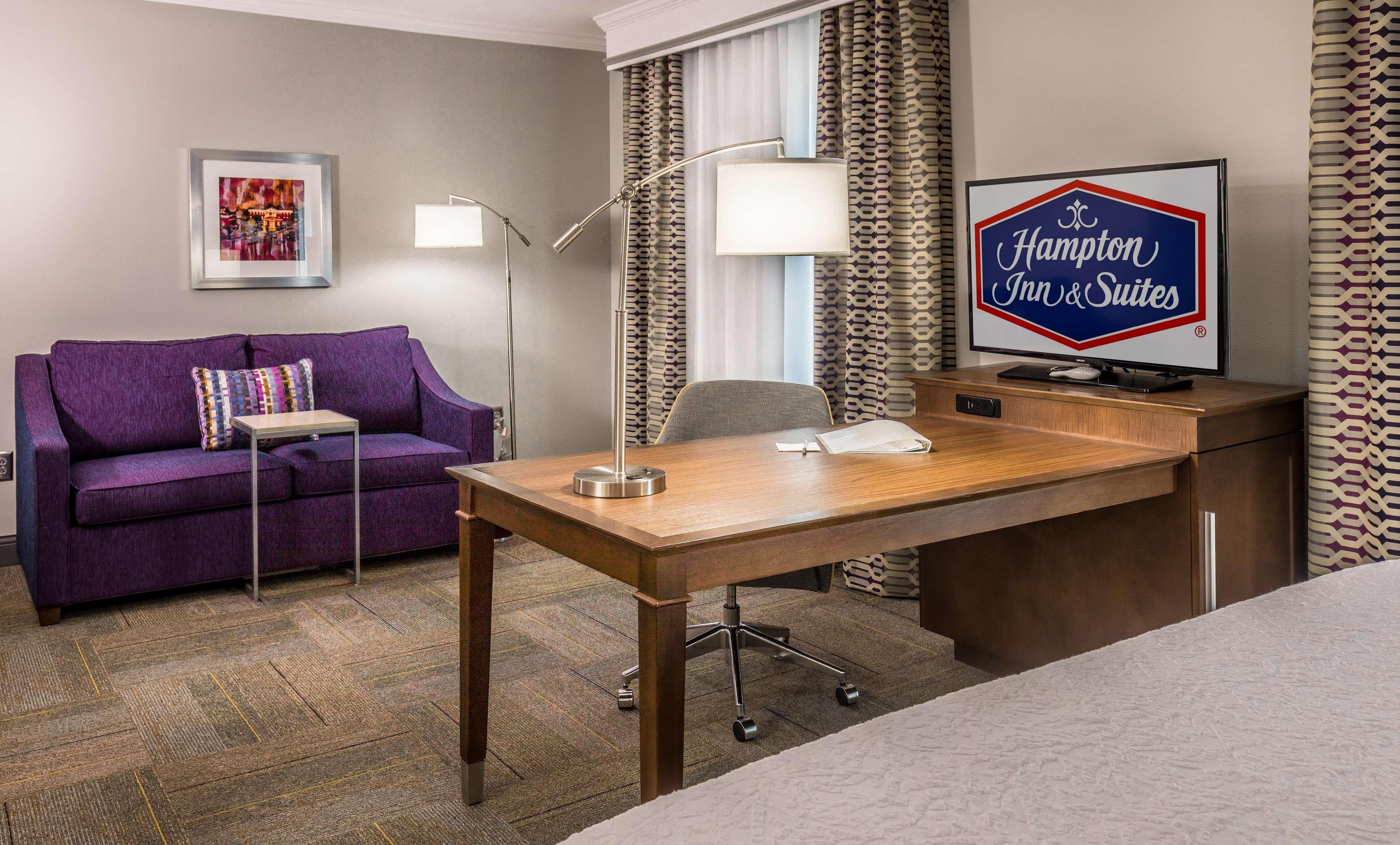 Hampton Inn & Suites Dublin Bagian luar foto