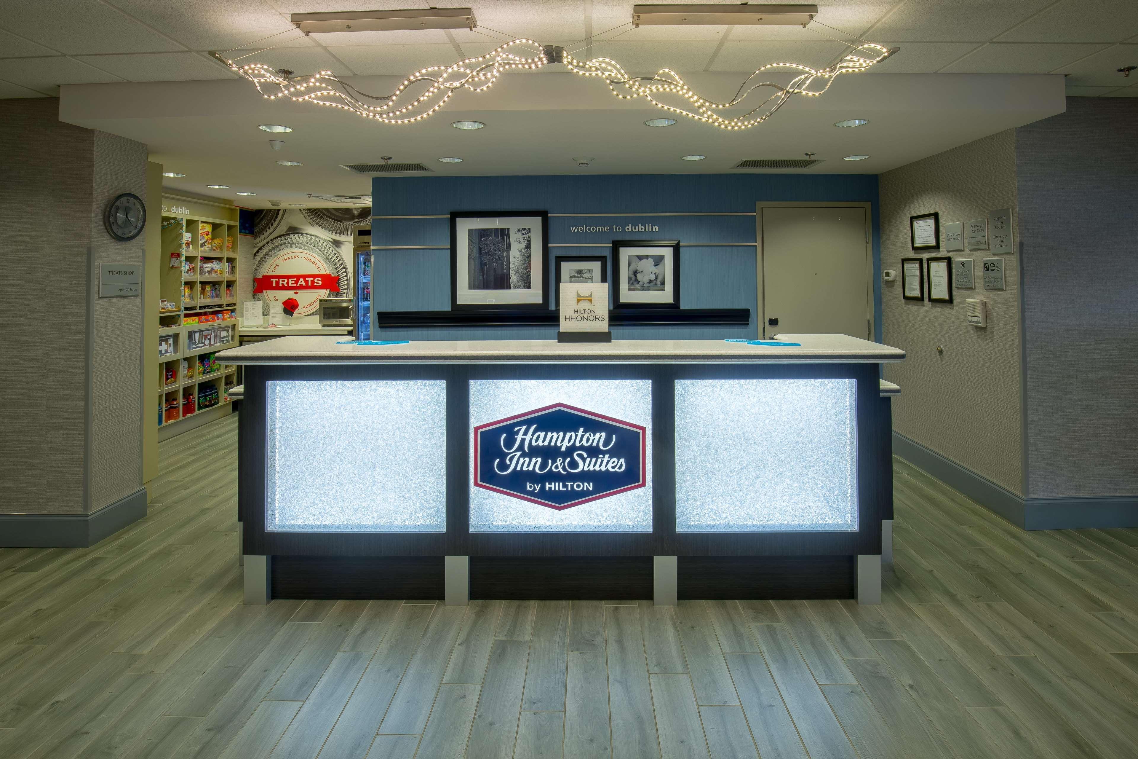 Hampton Inn & Suites Dublin Bagian luar foto