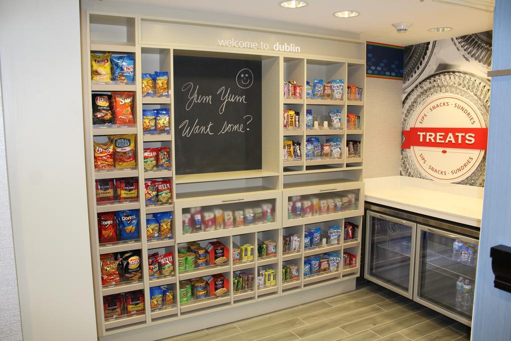 Hampton Inn & Suites Dublin Bagian luar foto